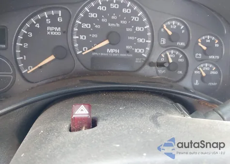 2002 Chevrolet Silverado 1500 z USA, uszkodzony, nr VIN 1GCEK14V32E229595